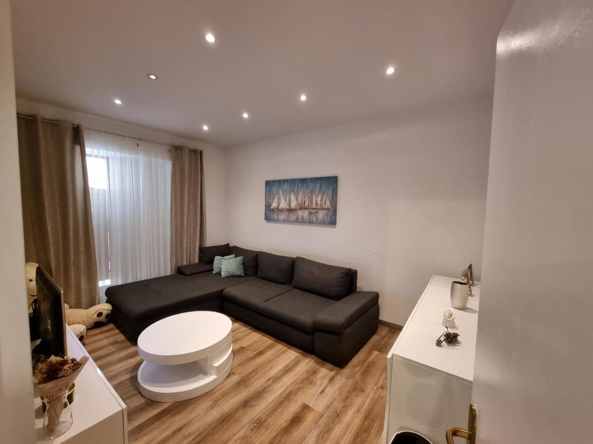 U Kalici Lägenhet Mali Lošinj Exteriör bild