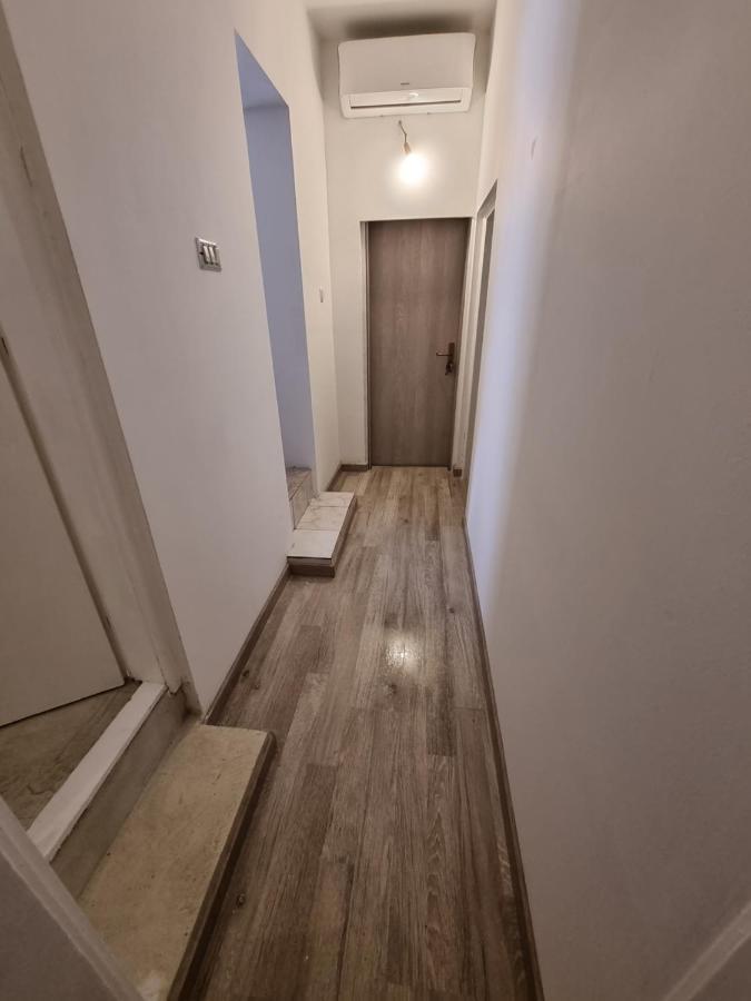 U Kalici Lägenhet Mali Lošinj Exteriör bild
